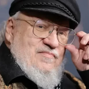 George R.R. Martin’den Sitem Dolu Açıklama