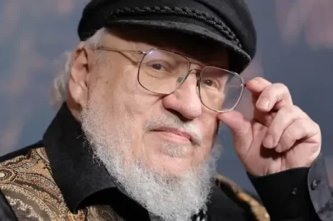 George R.R. Martin’den Sitem Dolu Açıklama